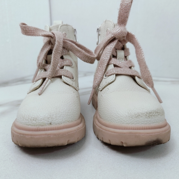 Cat & Jack Toddler Girls' Amaya Lace Up Side Zip Boots, Sz 9 - Picture 4 of 11